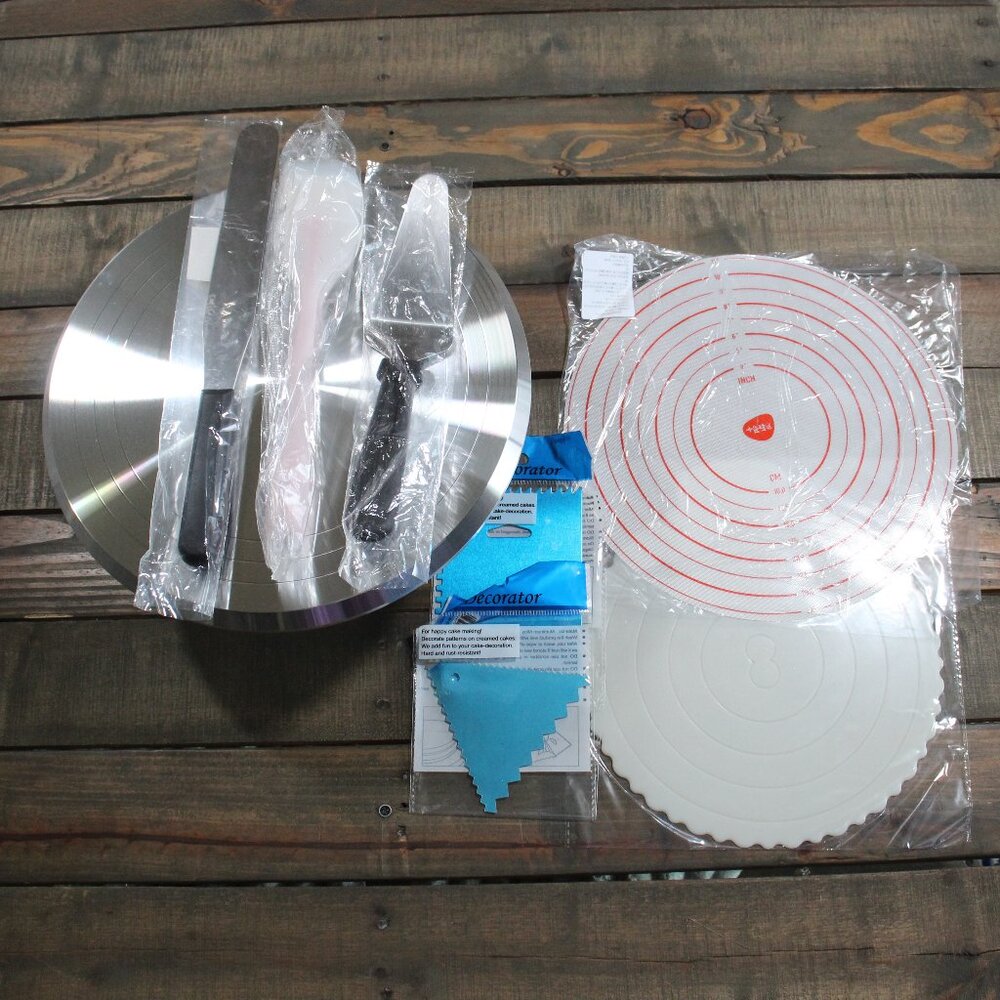 12 Inch Aluminum Alloy Revolving Cake Stand With Decorating Tools